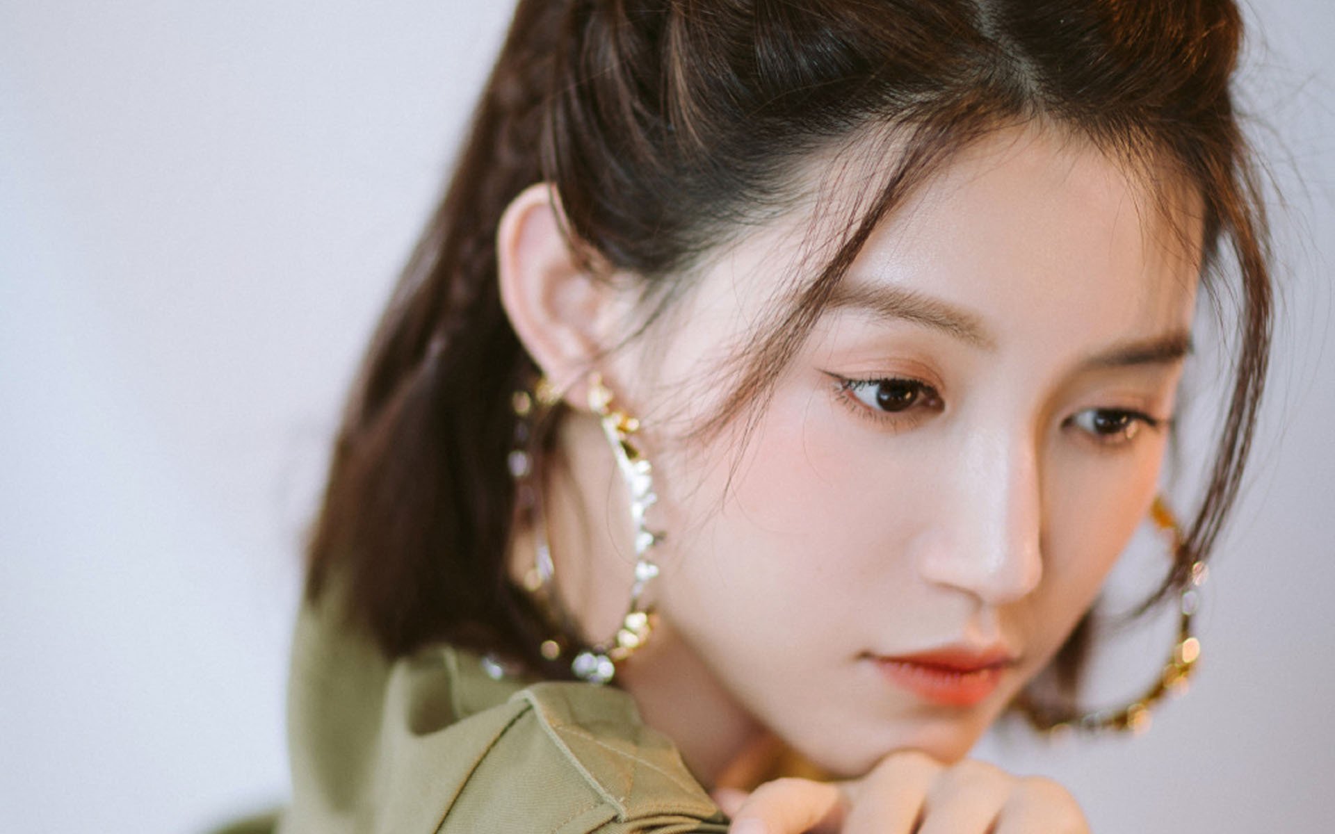 2026世界杯火热倒计时，全球多地开展主题宣传活动，2022世界杯宣传海报